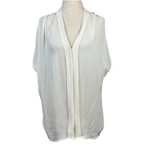 Vince Women’s 100% Silk Short Sleeve Button Up Top Size Small Flowy Relaxed Fit